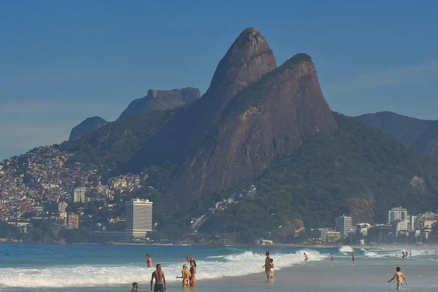 Dois Irmãos trail